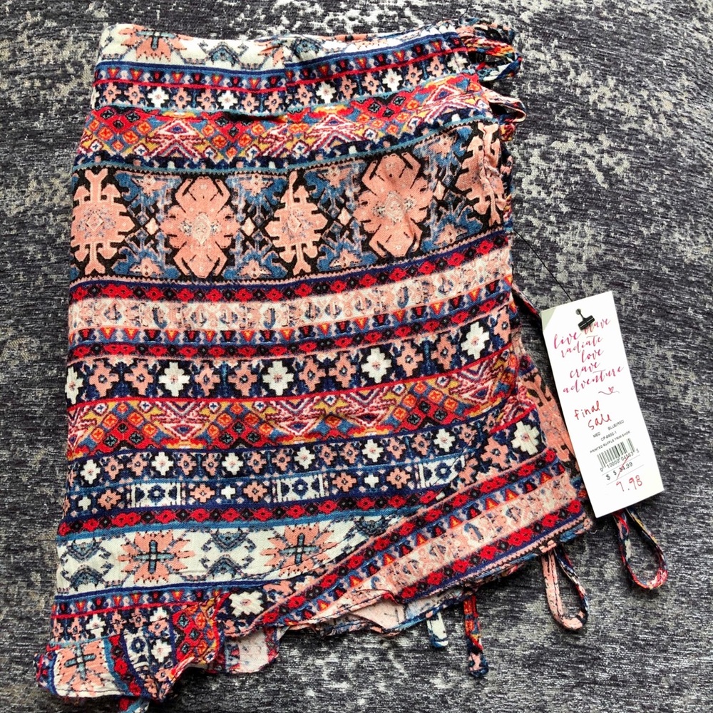 Tie Print shorts